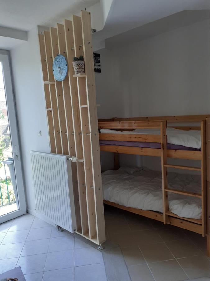 Studio En Plein Centre Ville - 2 A 4 Personnes Tence المظهر الخارجي الصورة